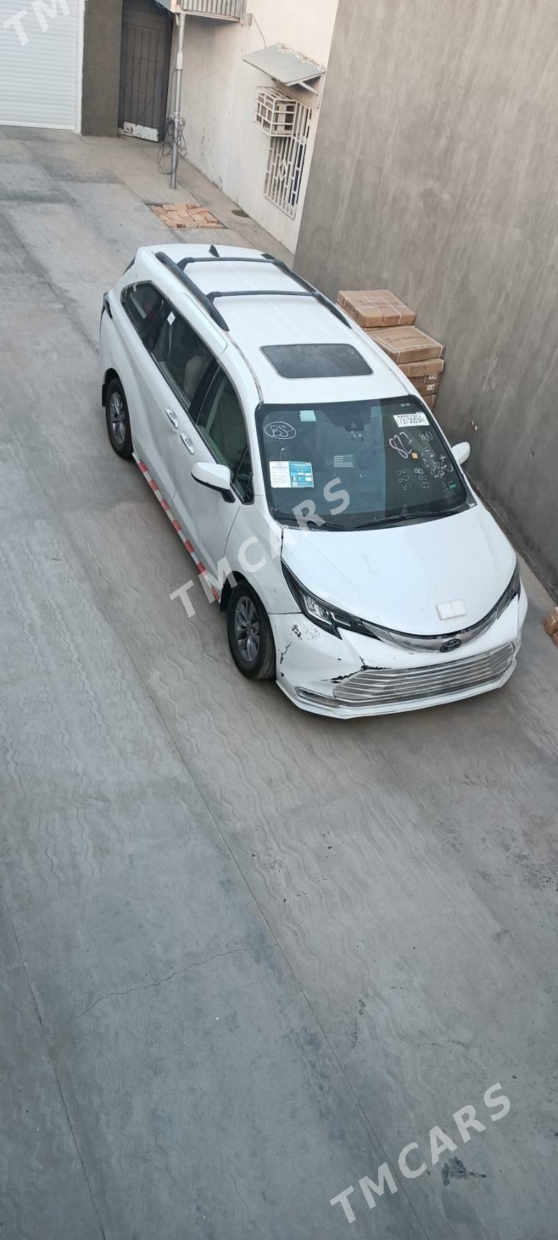 Toyota Sienna 2022 - 490 000 TMT - Mary - img 3
