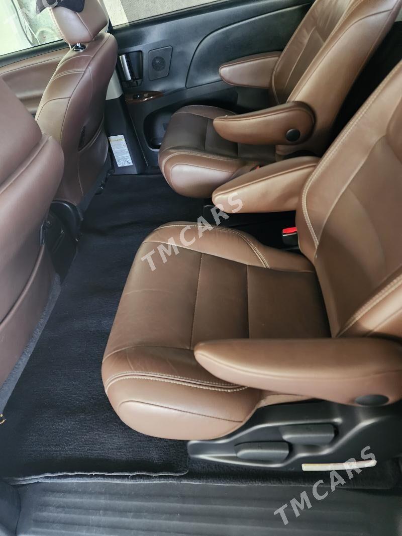 Toyota Sienna 2017 - 423 000 TMT - Aşgabat - img 7