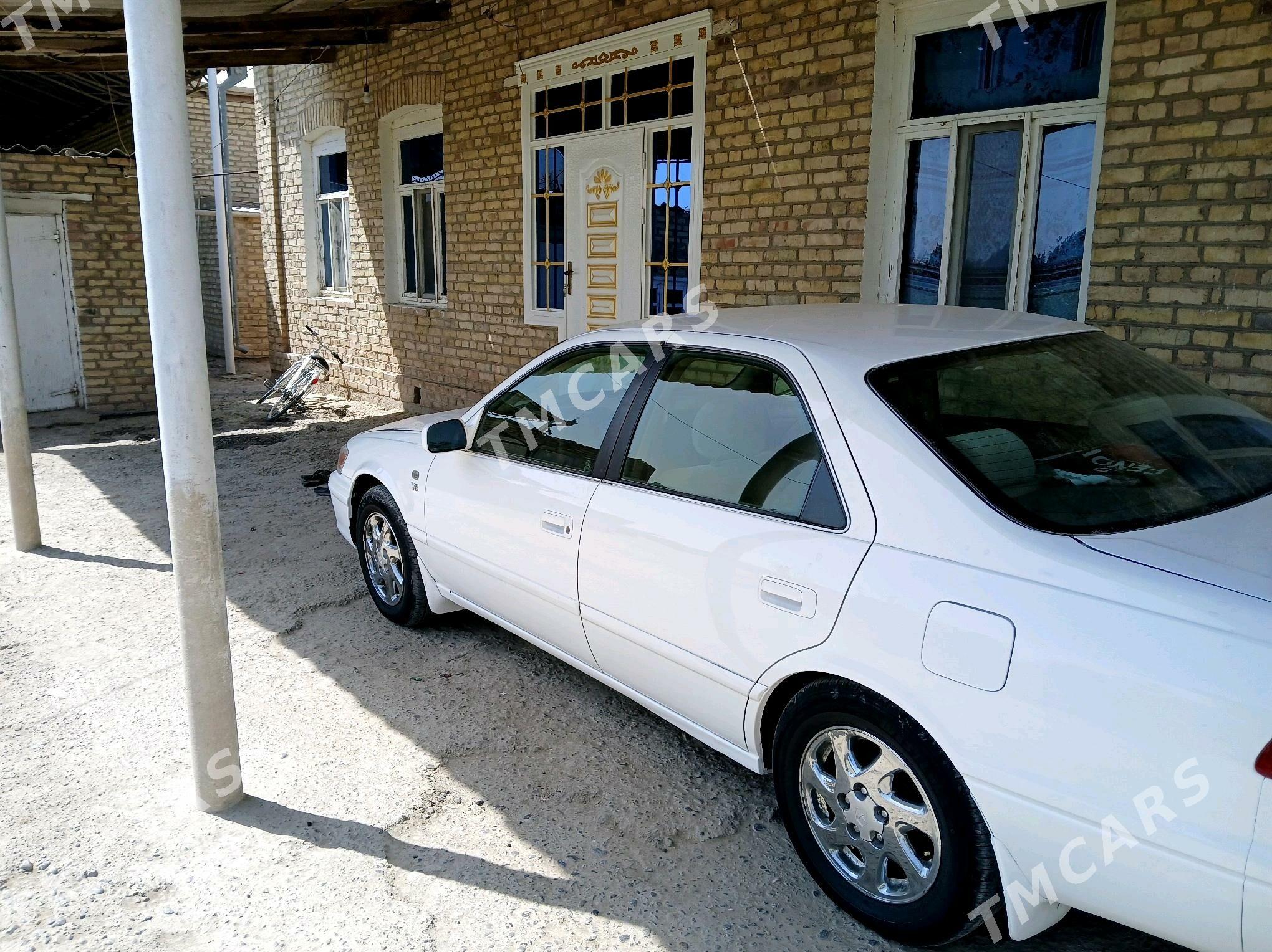 Toyota Camry 1999 - 130 000 TMT - Murgap - img 2