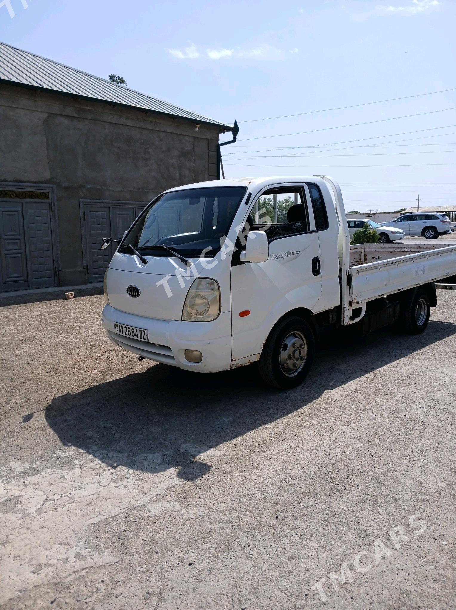 Kia Bongo 2005 - 135 000 TMT - Gurbansoltan Eje - img 4
