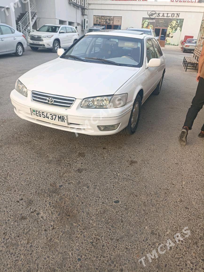 Toyota Camry 1999 - 120 000 TMT - Мары - img 1