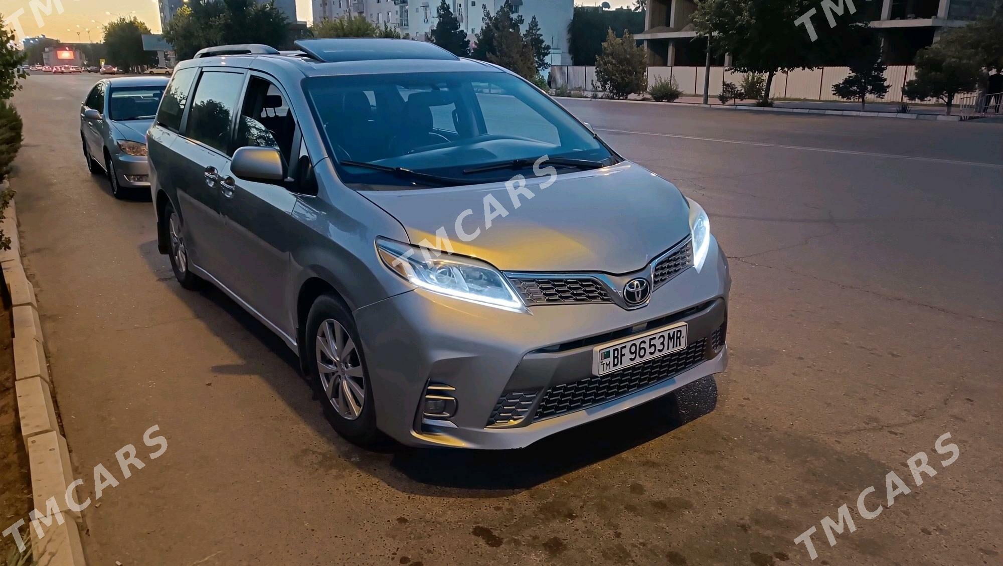 Toyota Sienna 2018 - 380 000 TMT - Mary - img 1