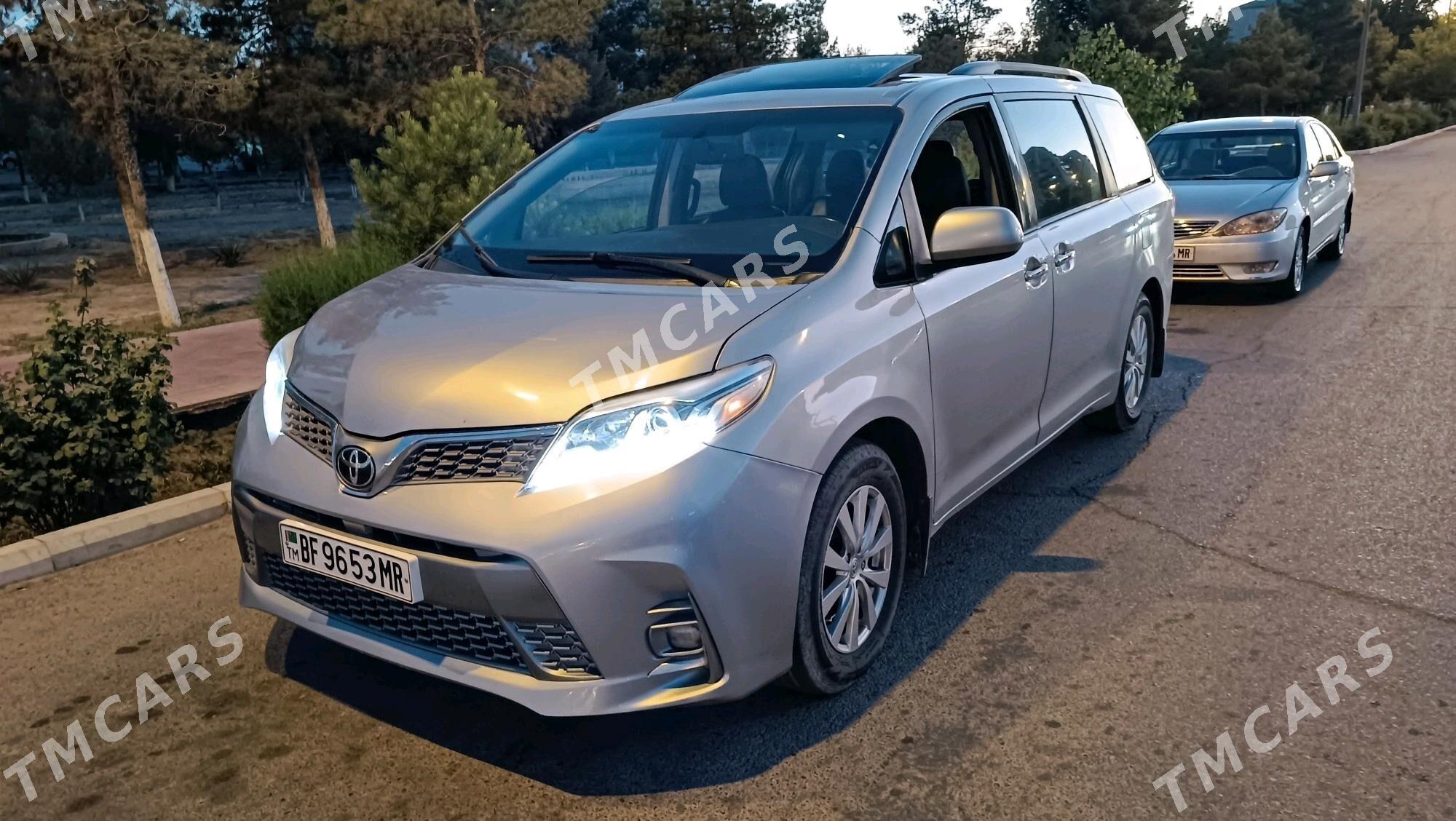 Toyota Sienna 2018 - 380 000 TMT - Mary - img 2