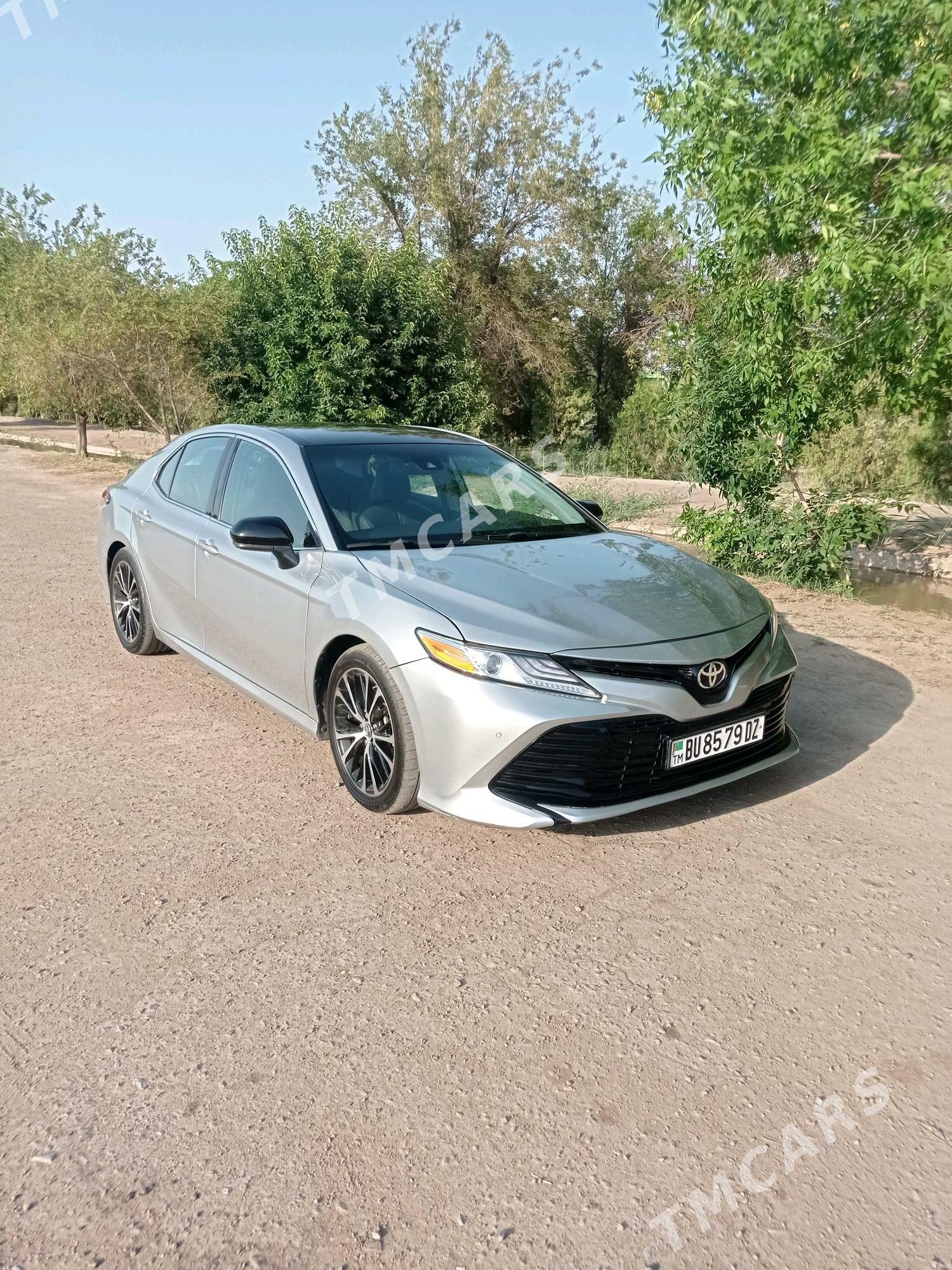 Toyota Camry 2018 - 285 000 TMT - Дашогуз - img 7