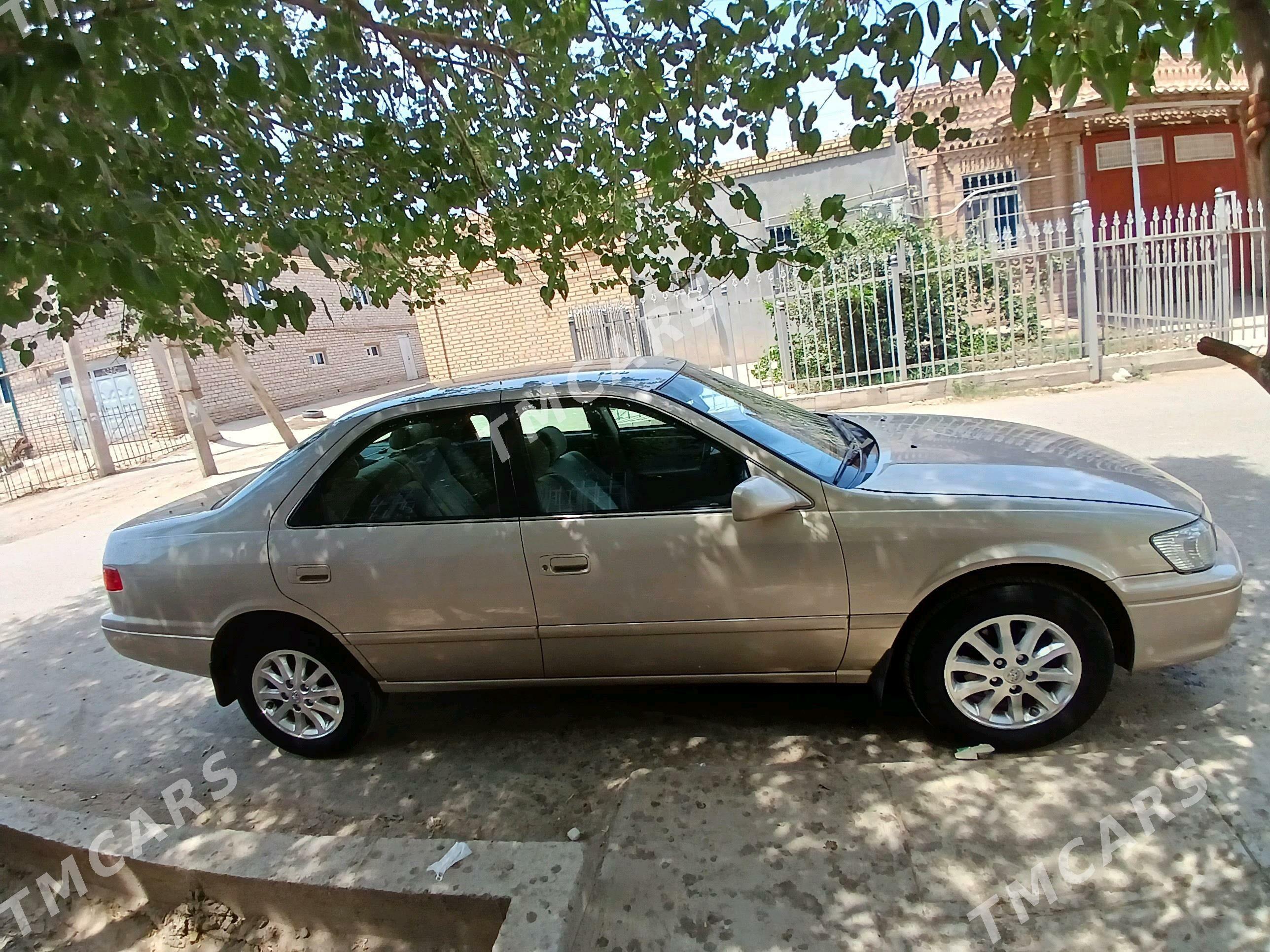 Toyota Camry 2000 - 144 000 TMT - Daşoguz - img 3