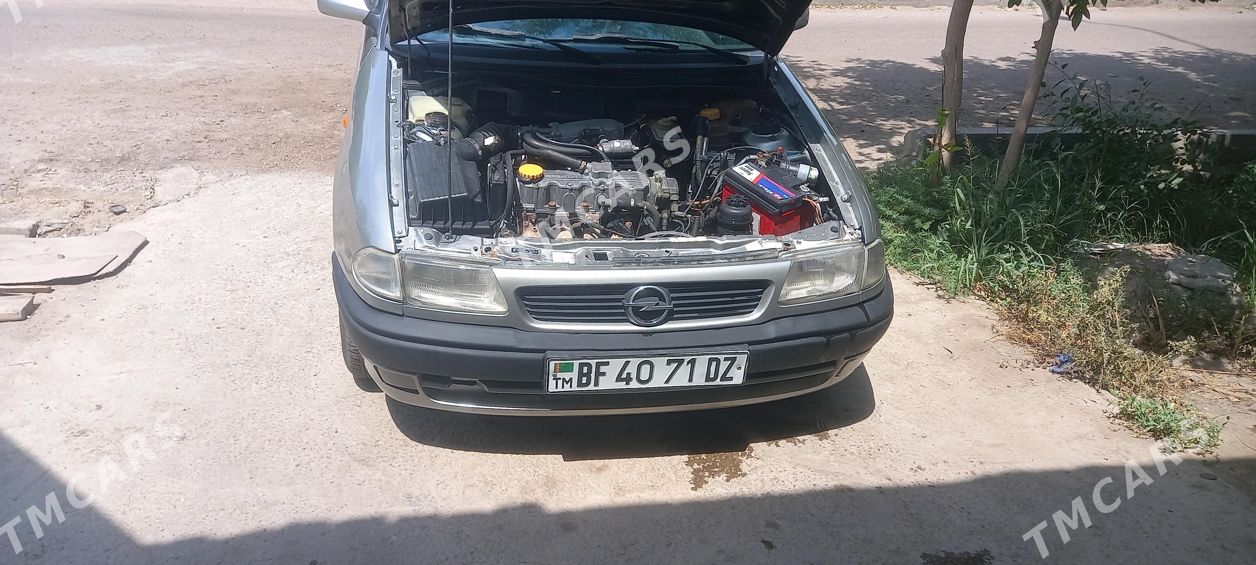 Opel Astra 1996 - 50 000 TMT - Daşoguz - img 6