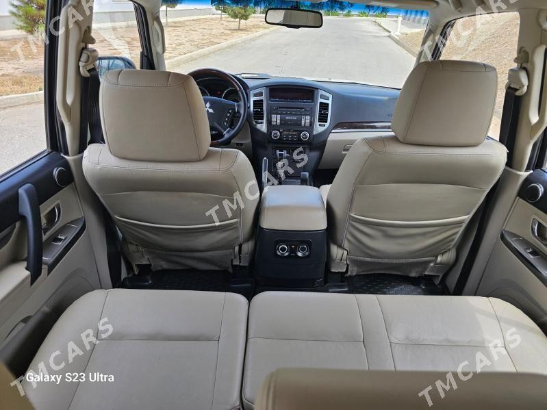Mitsubishi Pajero 2015 - 295 000 TMT - Aşgabat - img 3