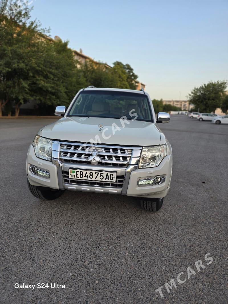 Mitsubishi Pajero 2015 - 305 000 TMT - Aşgabat - img 3