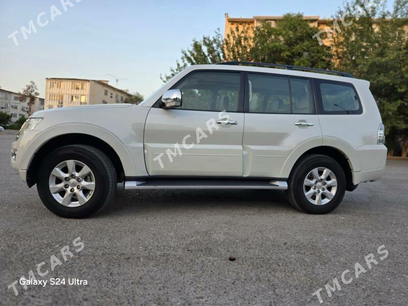 Mitsubishi Pajero 2015 - 305 000 TMT - Aşgabat - img 6