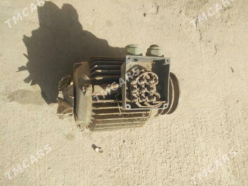 Generator - Garadamak - img 2