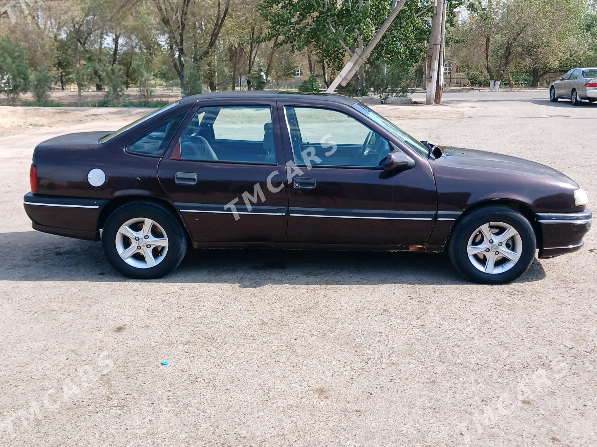 Opel Vectra 1995 - 40 000 TMT - Гурбансолтан Едже - img 6