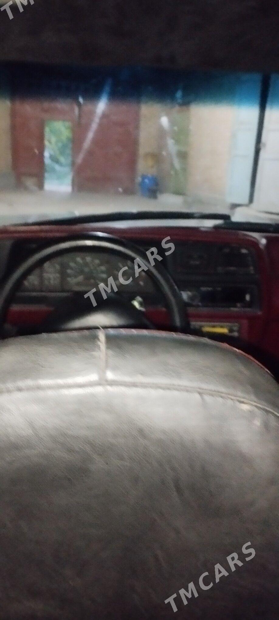 Ford Explorer 1994 - 60 000 TMT - Farap - img 2