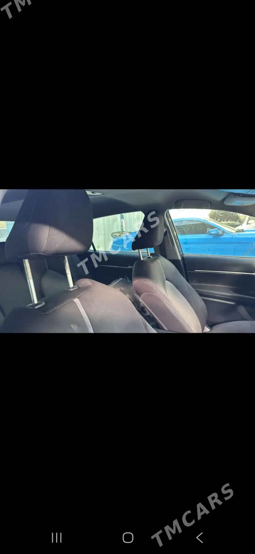 Toyota Camry 2022 - 265 000 TMT - Parahat 4 - img 5