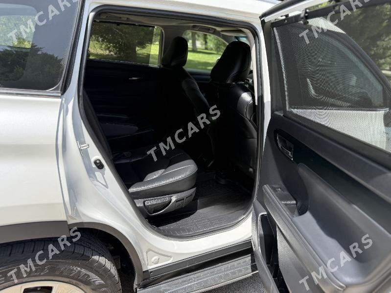 Toyota Highlander 2022 - 565 000 TMT - Aşgabat - img 9