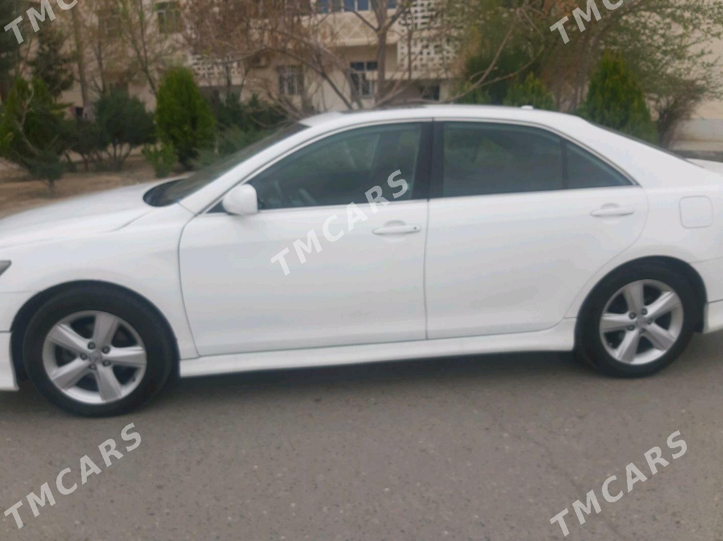 Toyota Camry 2010 - 170 000 TMT - Aşgabat - img 6