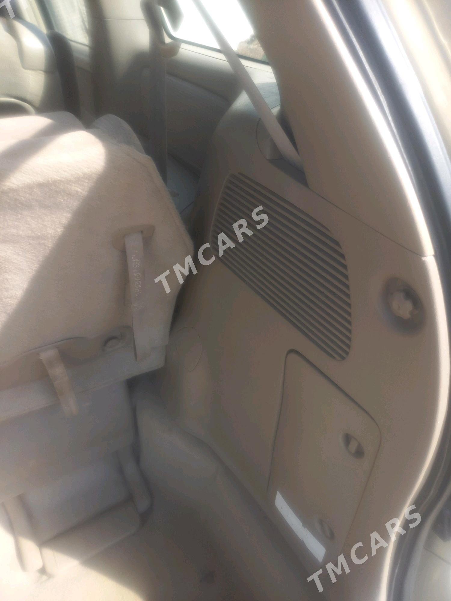 Toyota Sienna 2004 - 230 000 TMT - Дашогуз - img 10