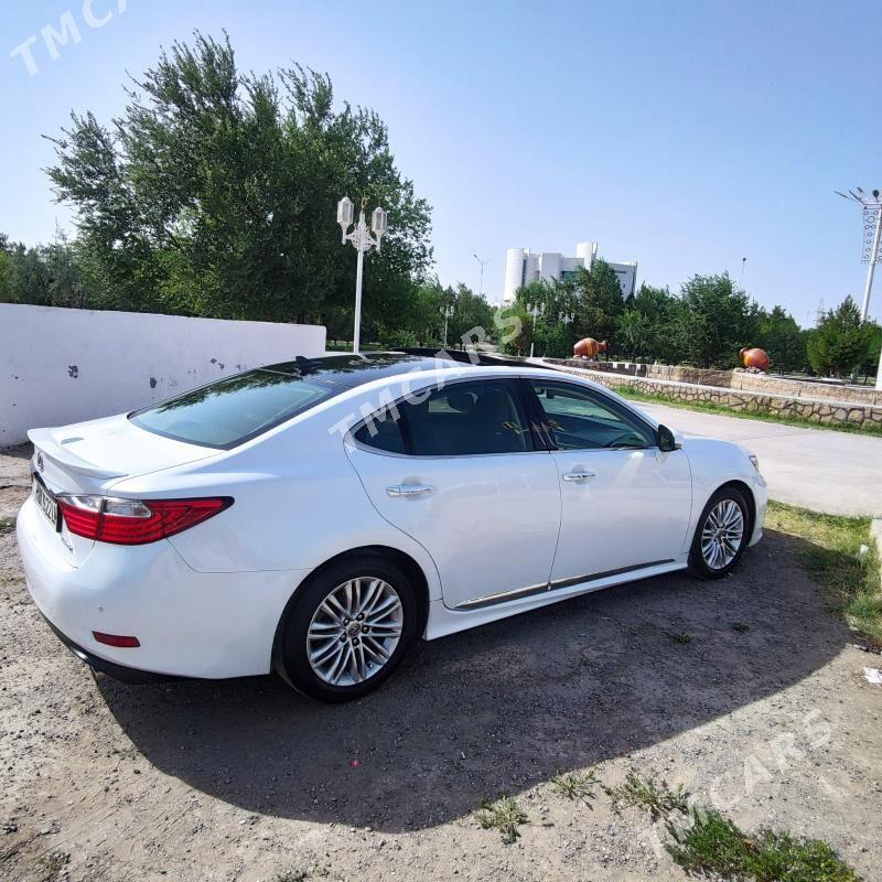 Lexus ES 2014 - 386 000 TMT - Чарджоу - img 4