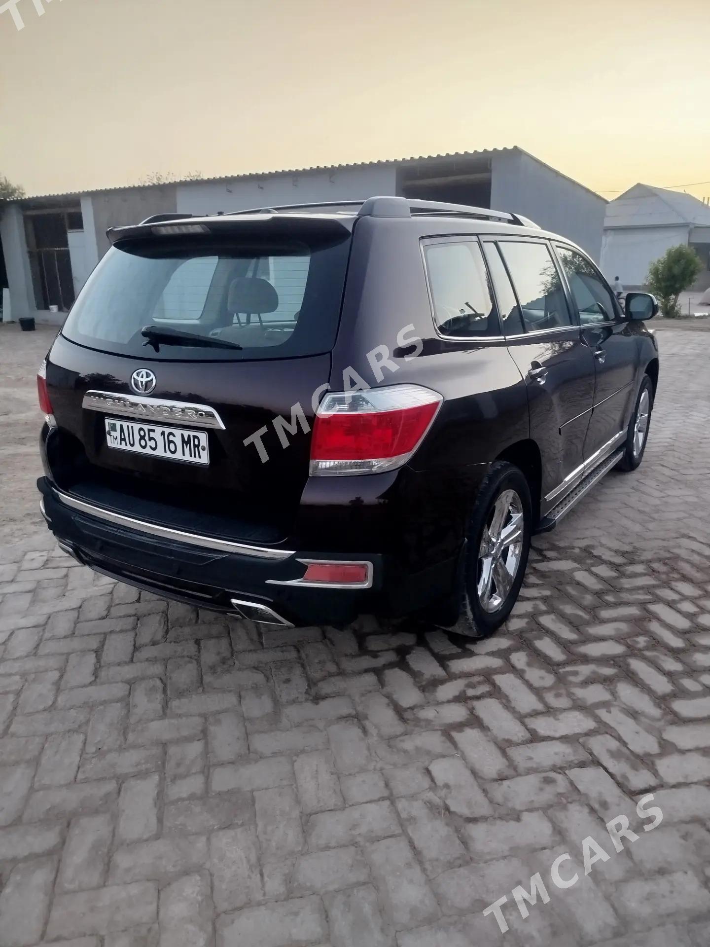 Toyota Highlander 2012 - 290 000 TMT - Türkmengala - img 3