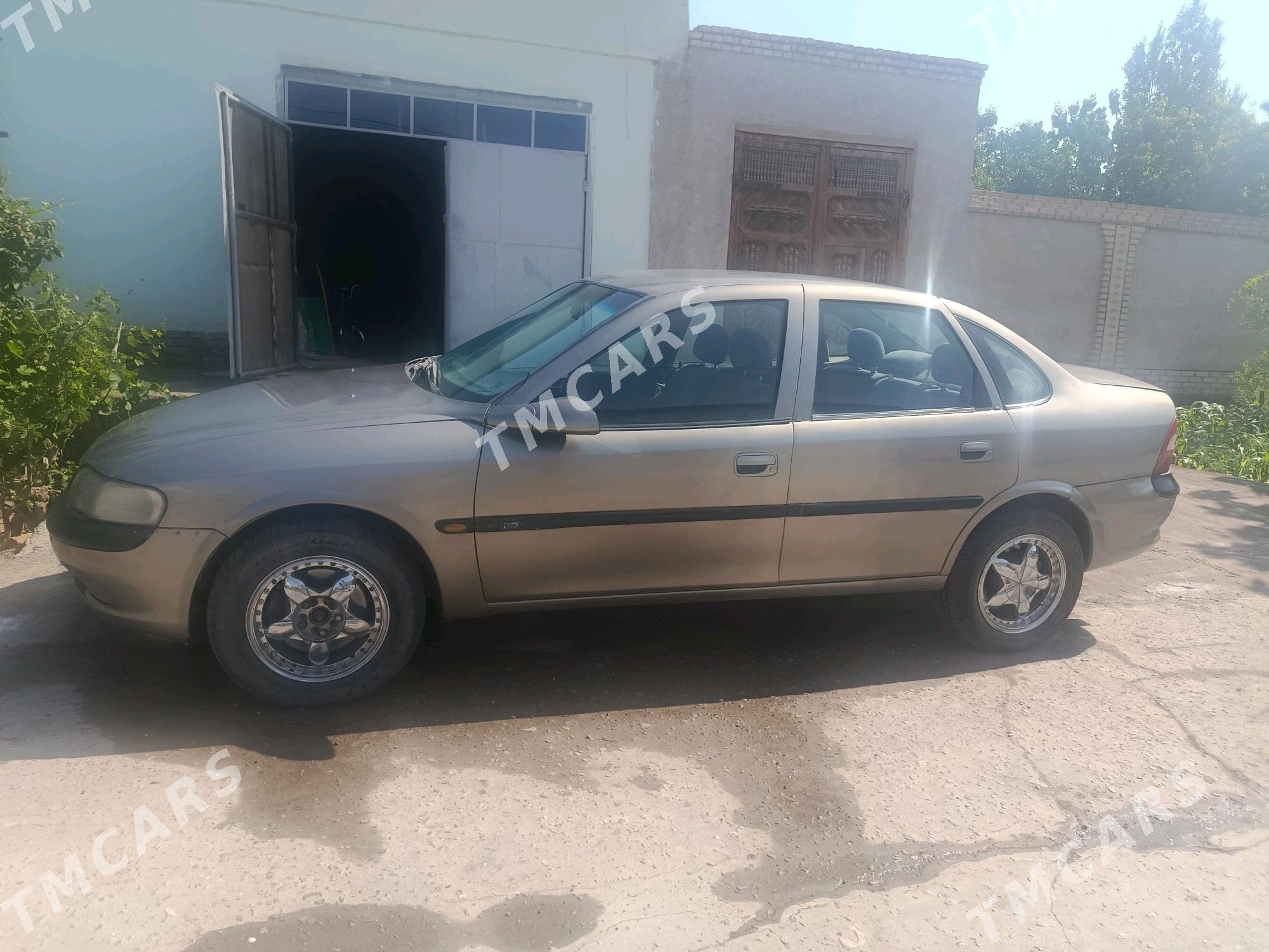 Opel Vectra 1997 - 40 000 TMT - Daşoguz - img 4
