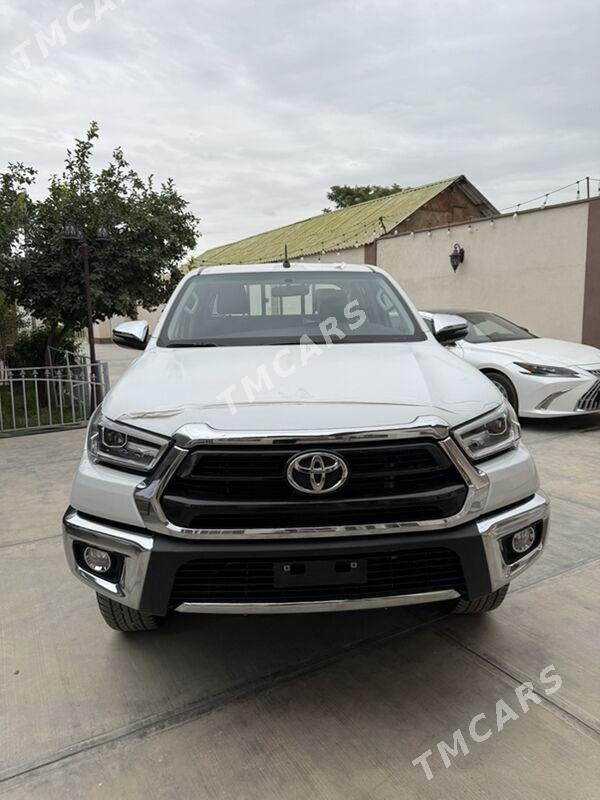 Toyota Hilux 2025 - 690 500 TMT - Aşgabat - img 3
