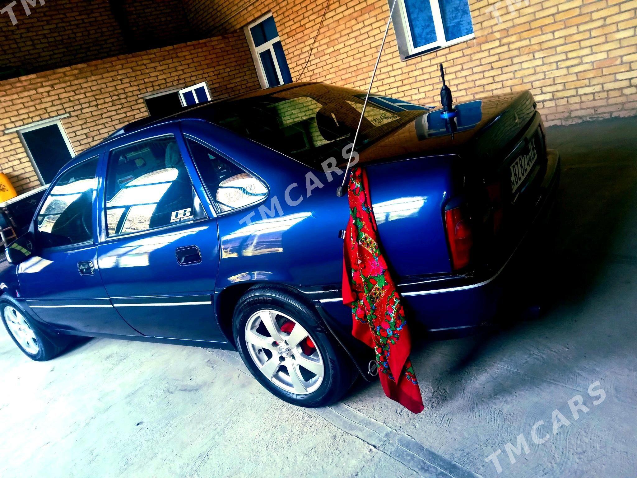 Opel Vectra 1992 - 50 000 TMT - Сакар - img 7