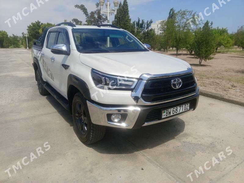Toyota Hilux 2024 - 825 000 TMT - Дашогуз - img 2