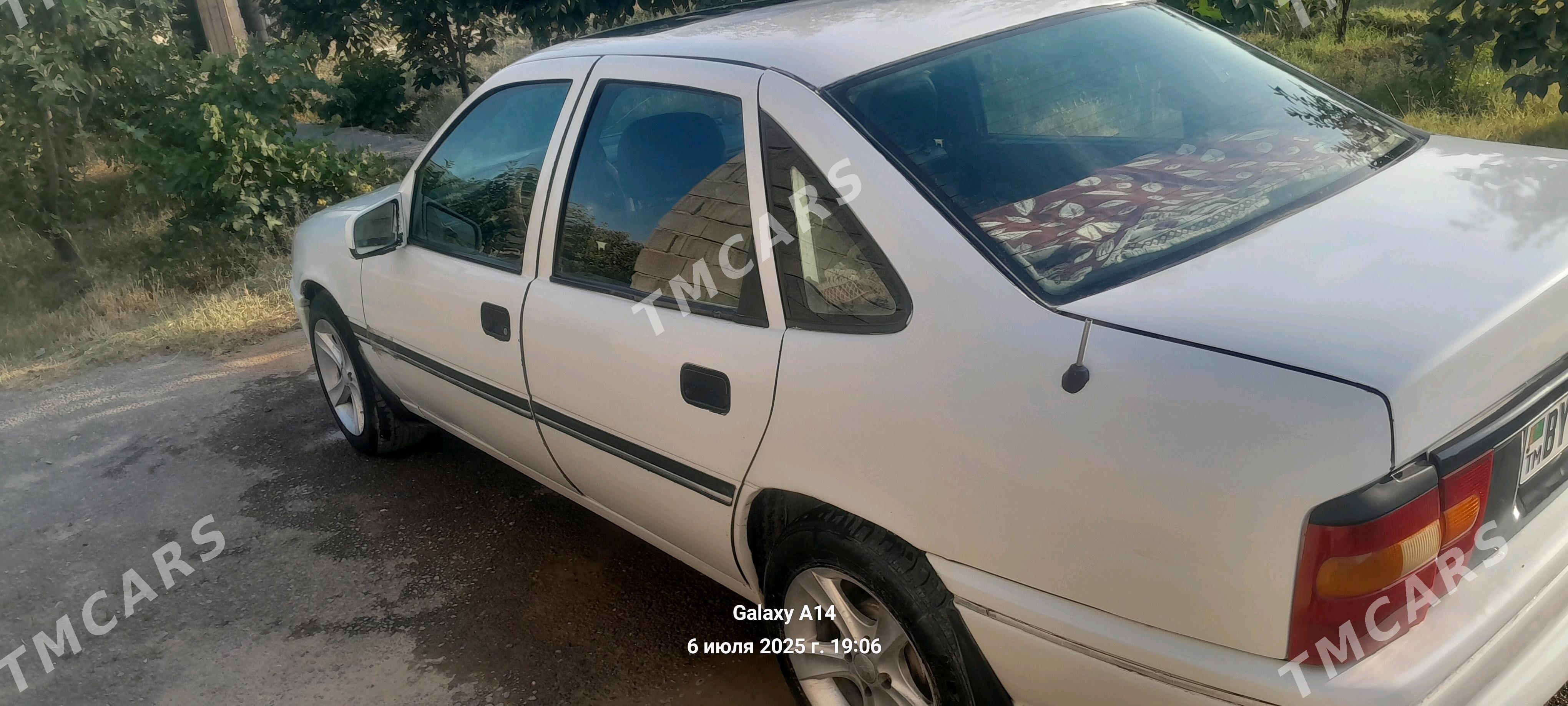 Opel Vectra 1992 - 28 000 TMT - Gökdepe - img 3