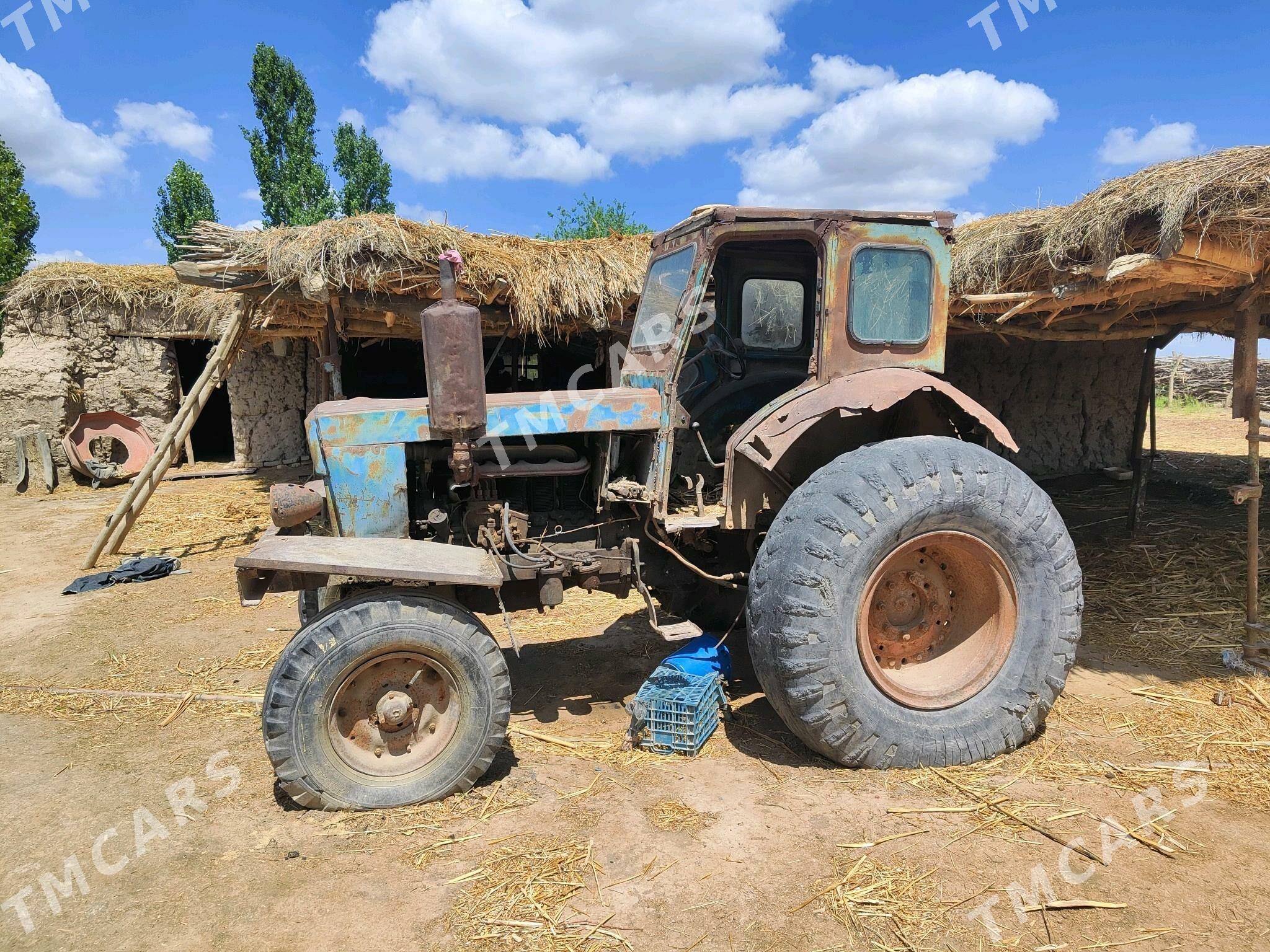 Belarus 320 1992 - 11 000 TMT - Болдумсаз - img 3