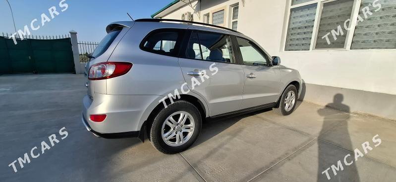 Hyundai Santa Fe 2012 - 230 000 TMT - Ашхабад - img 4