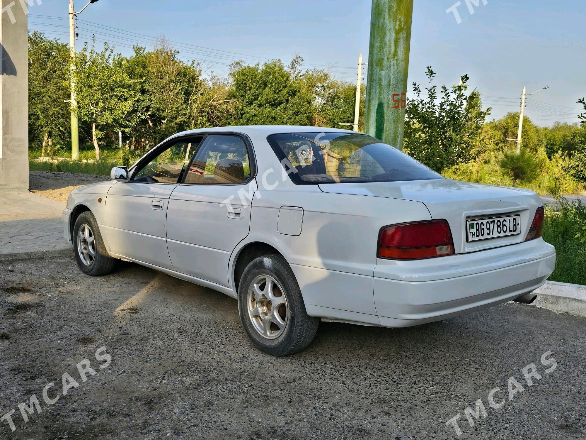 Toyota Vista 1995 - 35 000 TMT - Gazojak - img 3