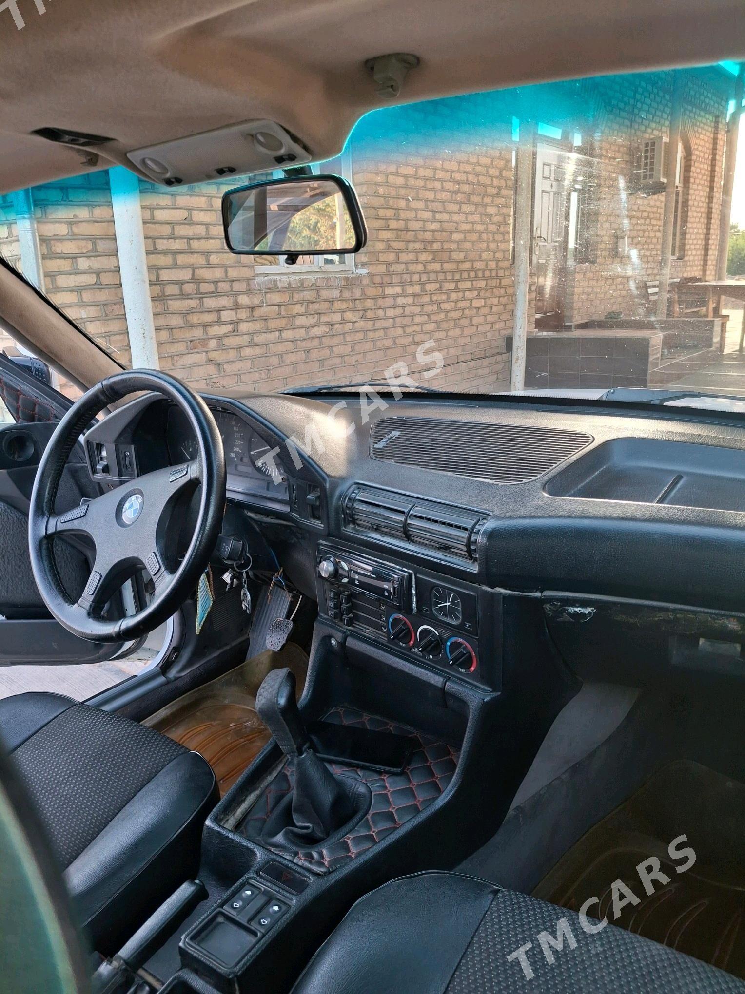 BMW 520 1993 - 40 000 TMT - Мары - img 5