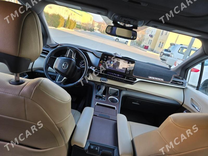 Toyota Sienna 2021 - 490 000 TMT - Aşgabat - img 4