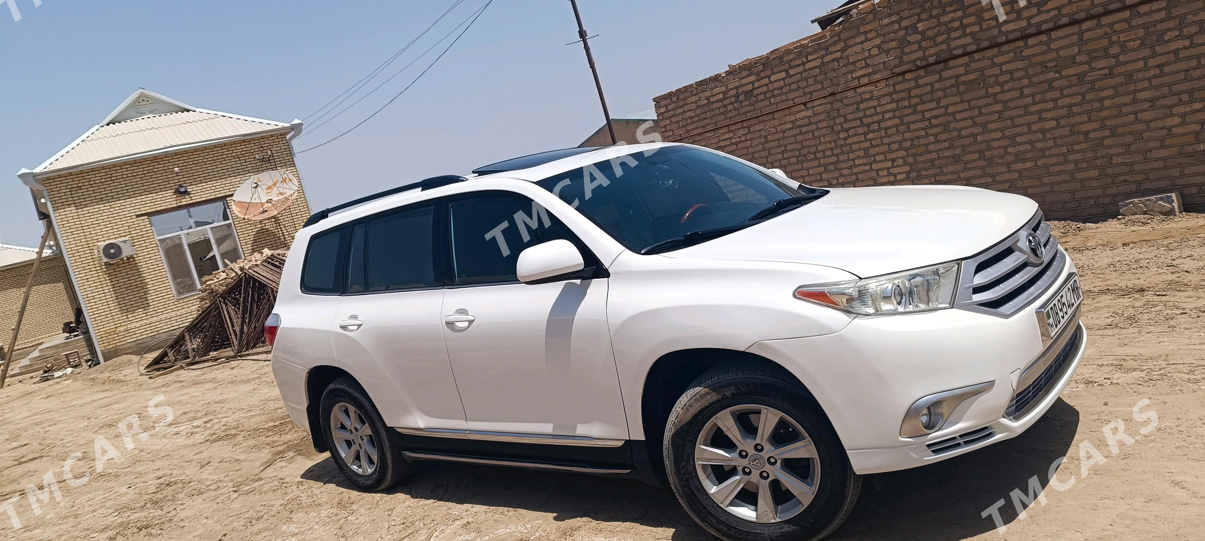 Toyota Highlander 2012 - 330 000 TMT - Mary - img 2