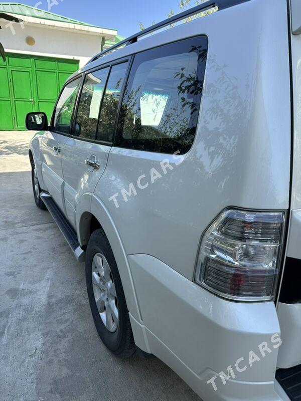 Mitsubishi Pajero 2015 - 345 000 TMT - Ашхабад - img 4