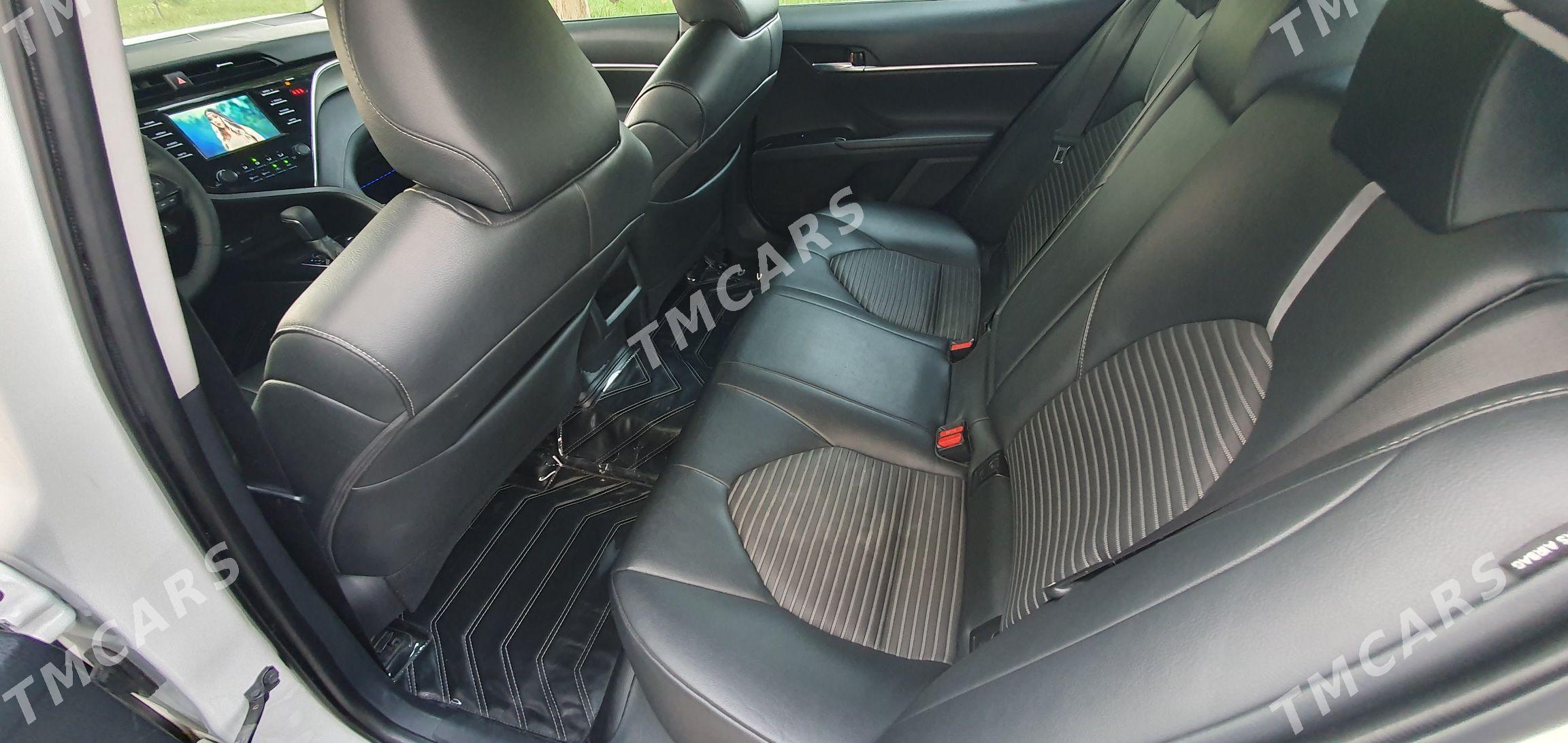 Toyota Camry 2018 - 310 000 TMT - Aşgabat - img 10