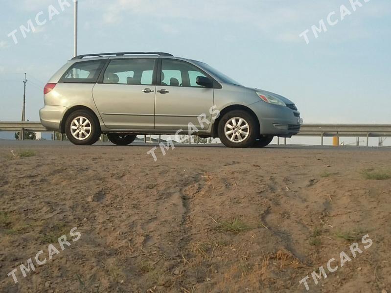 Toyota Sienna 2004 - 185 000 TMT - Daşoguz - img 4