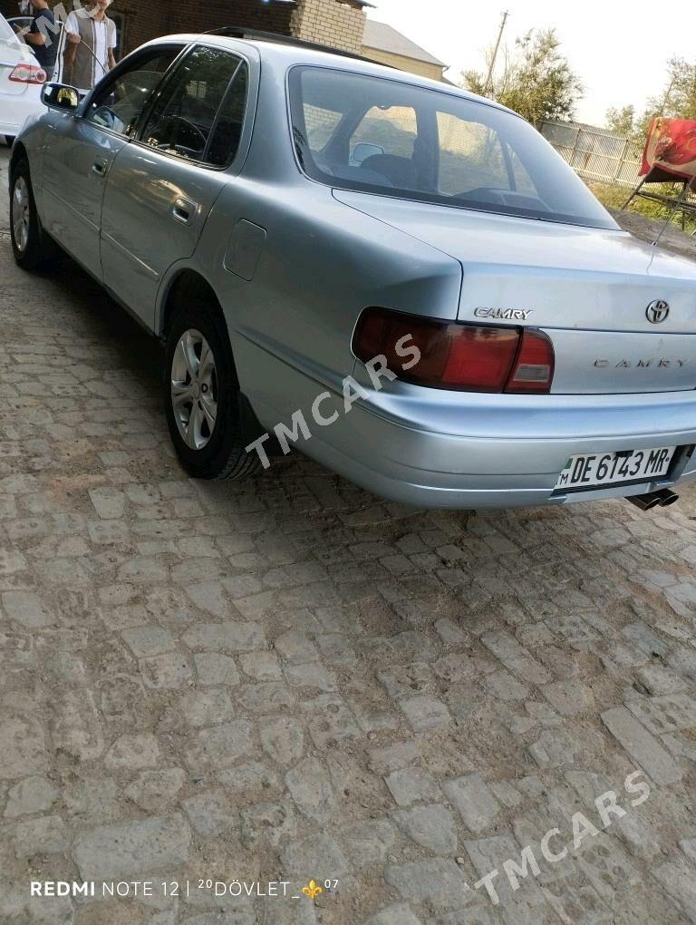 Toyota Camry 1995 - 85 000 TMT - Sakarçäge - img 4