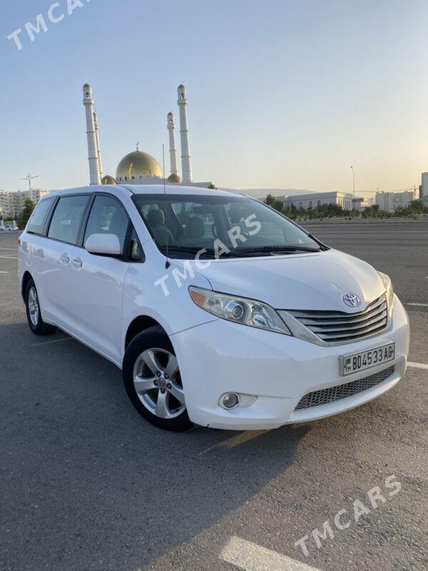Toyota Sienna 2010 - 295 000 TMT - Ашхабад - img 3