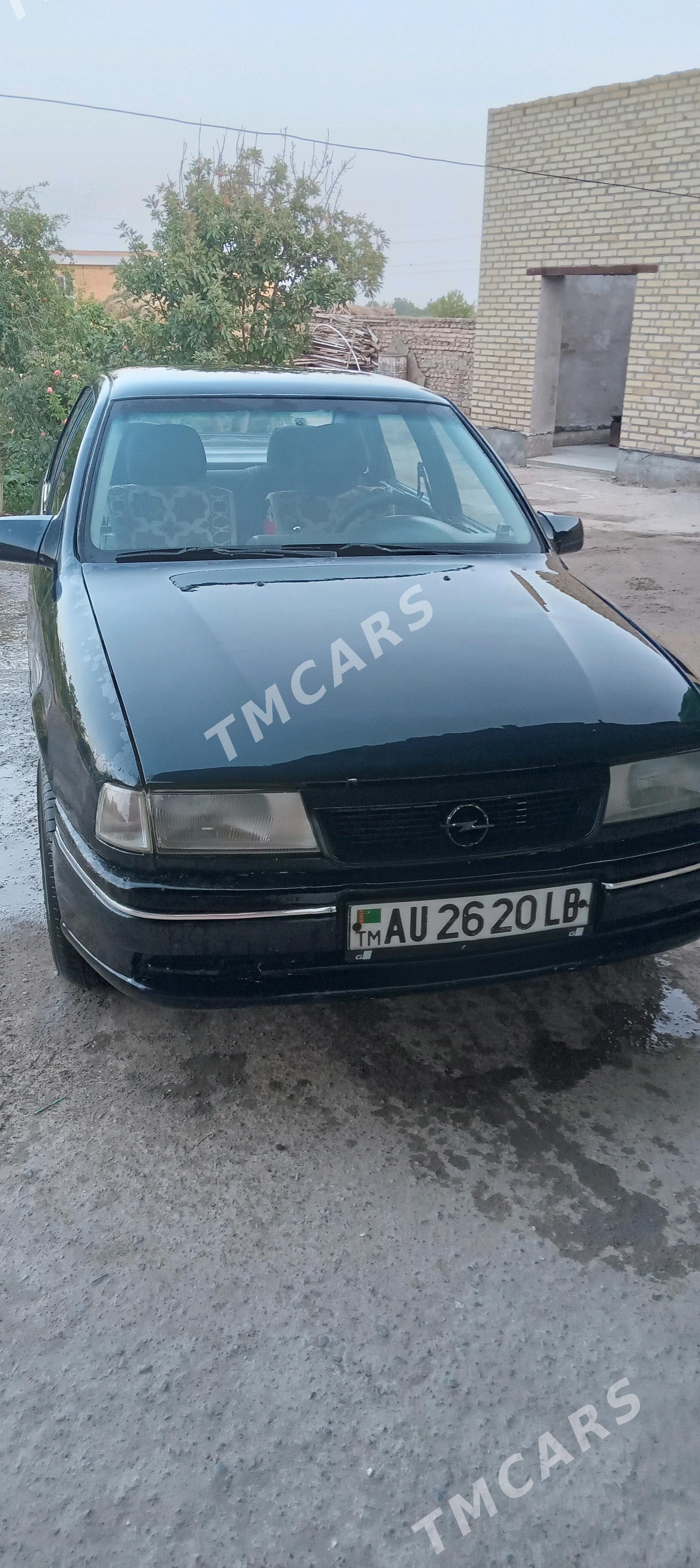 Opel Vectra 1990 - 25 000 TMT - Дянев - img 5