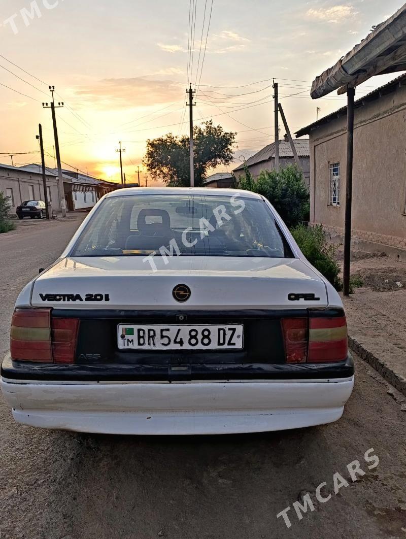 Opel Vectra 1994 - 40 000 TMT - Губадаг - img 2