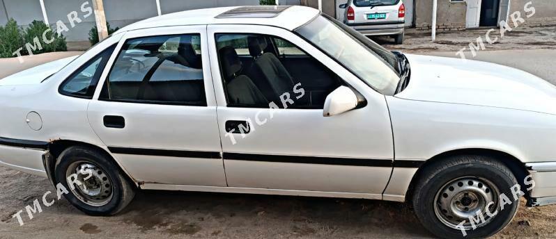 Opel Vectra 1994 - 40 000 TMT - Губадаг - img 4