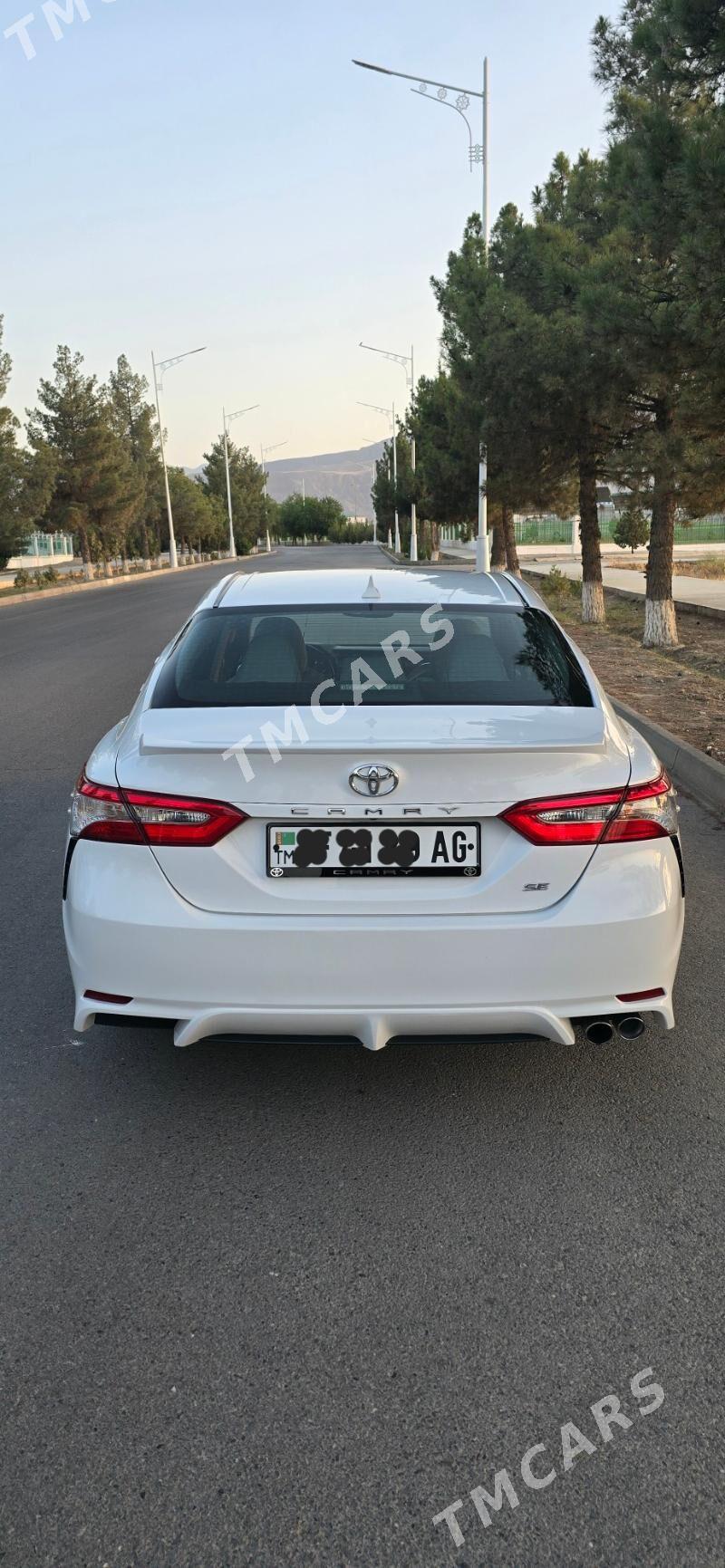 Toyota Camry 2018 - 285 000 TMT - Aşgabat - img 2