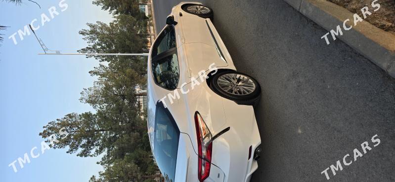 Toyota Camry 2018 - 285 000 TMT - Aşgabat - img 7