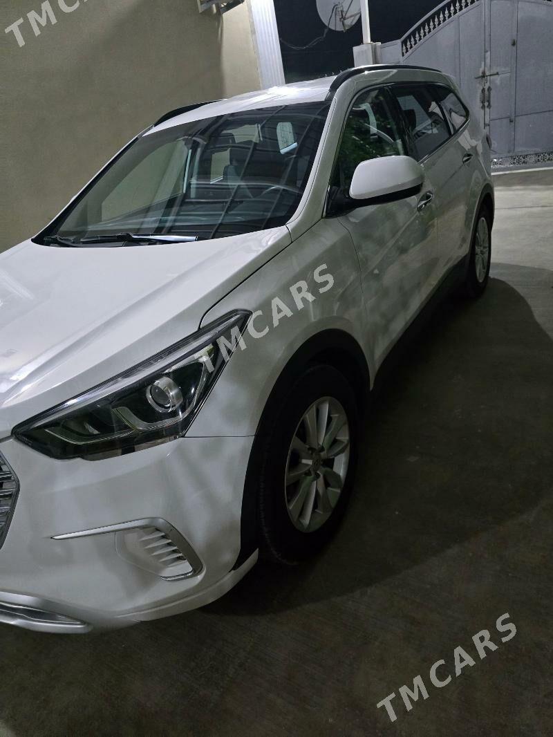 Hyundai Santa Fe 2017 - 350 000 TMT - Ашхабад - img 4
