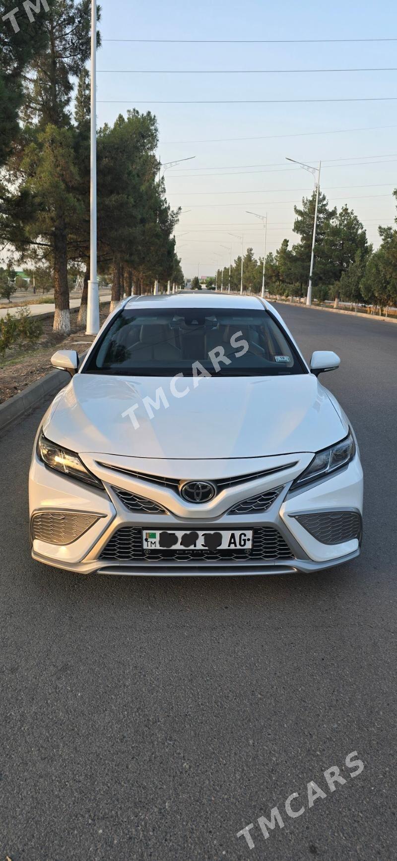 Toyota Camry 2018 - 285 000 TMT - Aşgabat - img 8