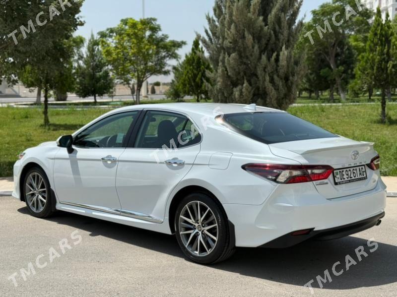 Toyota Camry 2022 - 305 000 TMT - Ашхабад - img 4