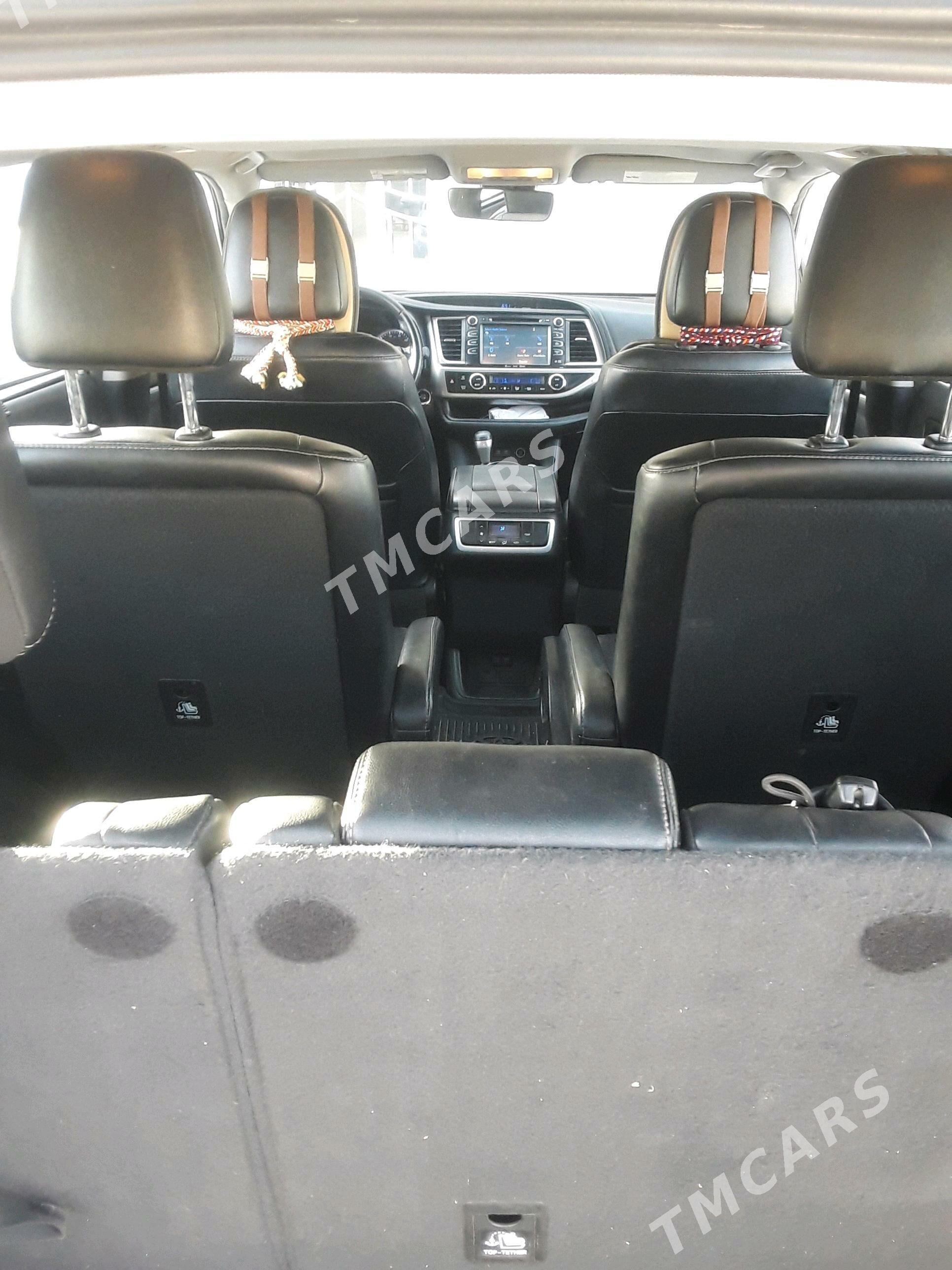 Toyota Highlander 2017 - 450 000 TMT - Kaka - img 4
