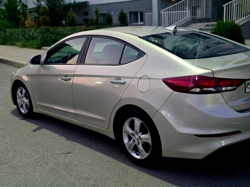 Hyundai Elantra 2018 - 210 000 TMT - Aşgabat - img 3