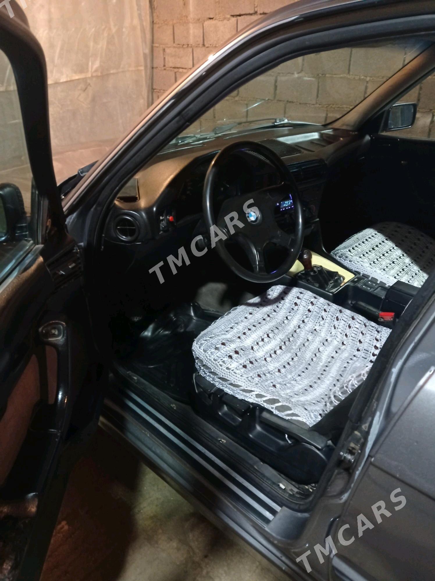 BMW 520 1992 - 40 000 TMT - Гумдаг - img 4