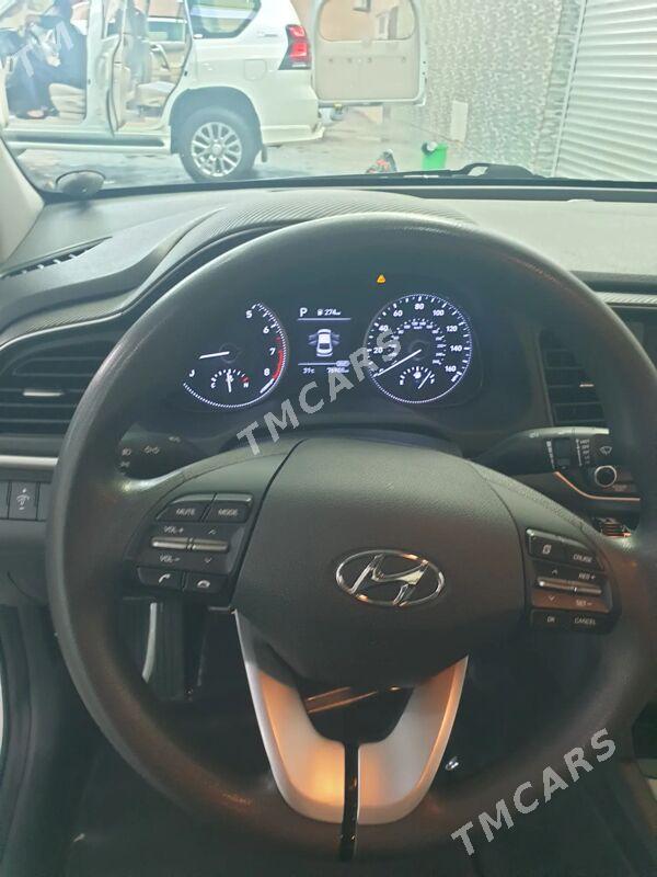 Hyundai Elantra 2020 - 235 000 TMT - Aşgabat - img 8